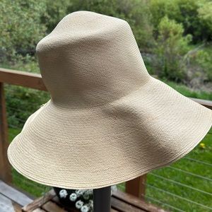 Helen Kaminski Palm summer hat. One size